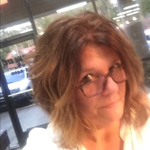 Meet your Posher, Nancy